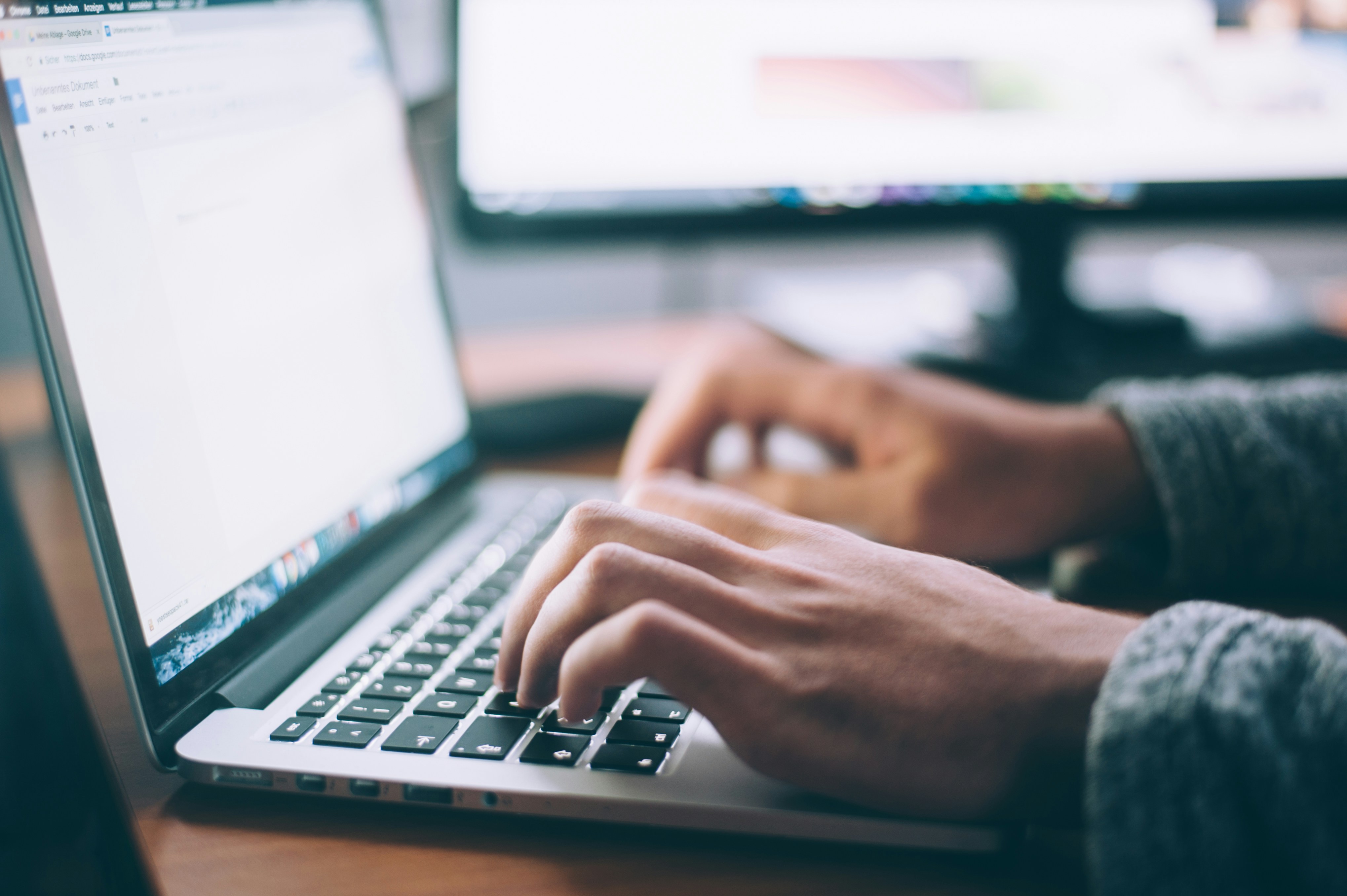 What Is Reverse Recruiting and How Can It 3x Your Interview Rate in 2025